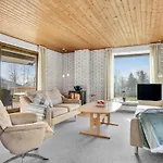 3 Bedroom Cozy In Casa de Férias