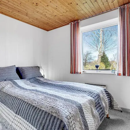 3 Bedroom Cozy In Vakantiehuis