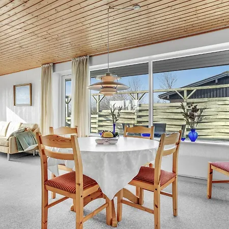 Vakantiehuis 3 Bedroom Cozy In Aabenraa