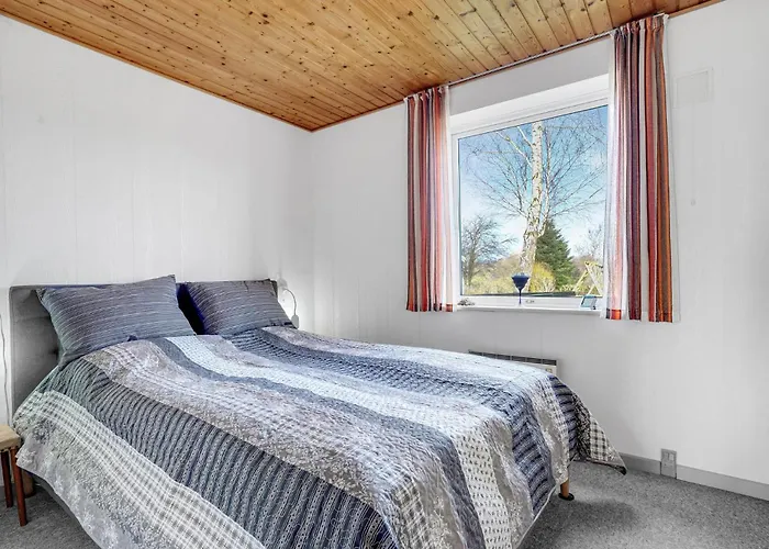 3 Bedroom Cozy In Vakantiehuis